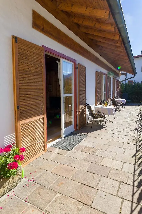 Ferienwohnungen Haus Sonnenwinkel Oberschonau Eins Apartment
