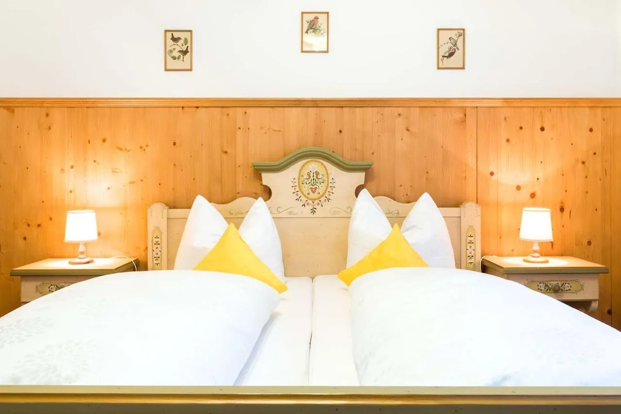 Apartment Ferienwohnungen Haus Sonnenwinkel Oberschonau Eins